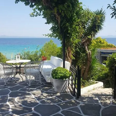 A Beautiful Beachfront Maisonette Casa vacanze Kallithea (Chalkidiki)