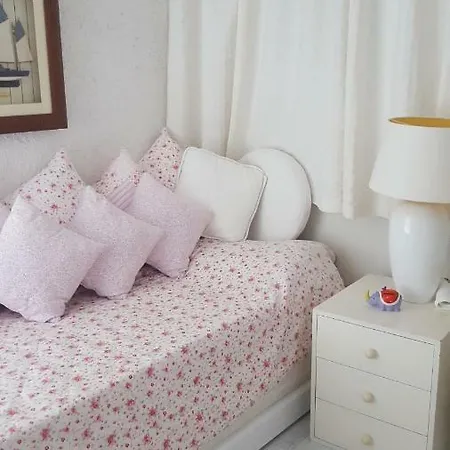 Casa vacanze A Beautiful Beachfront Maisonette Kallithea (Chalkidiki)