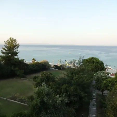 A Beautiful Beachfront Maisonette Kallithea (Chalkidiki)