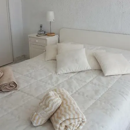 Tatil Evi A Beautiful Beachfront Maisonette *